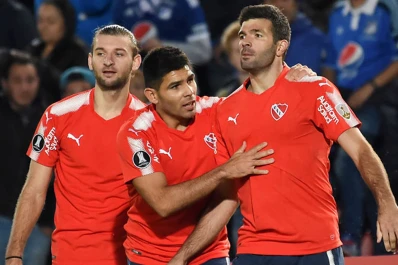 Independiente quiere sellar su pase a octavos de final: hora, TV y el resto de la agenda deportiva