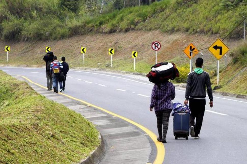 ÉXODO. Venezolanos siguen llegando con lo puesto a Bucaramanga, el municipio capital del departamento colombiano de Santander. foto de JAIME DEL RÍO / VANGUARDIA LIBERAL