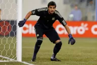 A Romero le pusimos una mochila