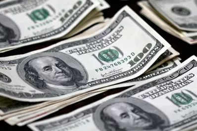 El dólar subió y volvió a superar los $ 25 para la venta minorista