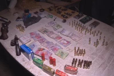 Desbaratan una banda que traía cocaína desde Bolivia para venderla en barrios de la Capital