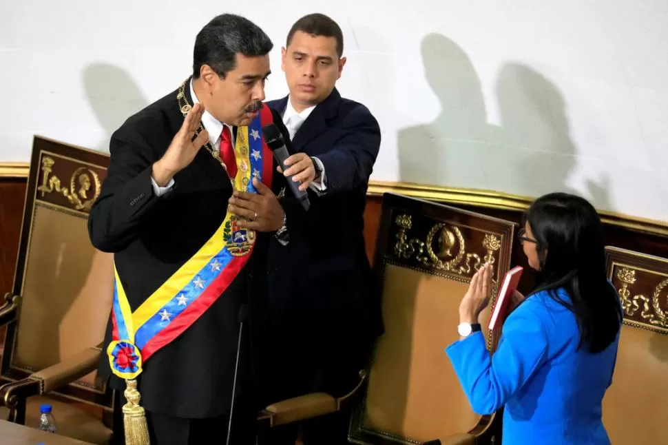 COMPROMISO. El mandatario venezolano prometió llamar a la reconciliación y cumplir la Constitución.  Reuters