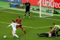 Papelón: el hincha que invadió la cancha y evitó el cuarto gol del Real Madrid