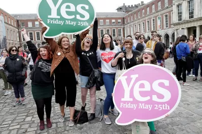 Irlanda votó a favor del aborto legal en un referéndum histórico