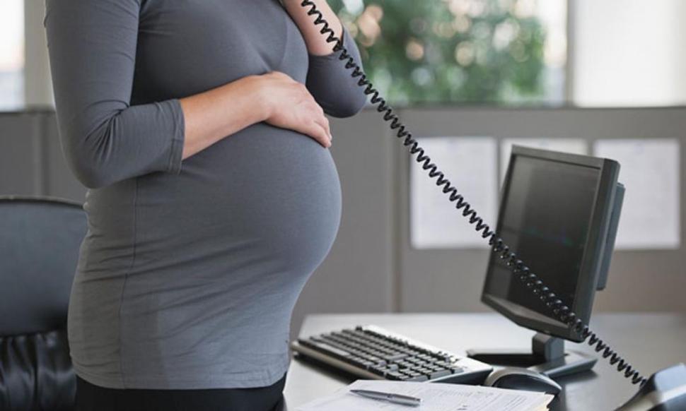 EN GESTACIÓN. Las trabajadoras del Estado provincial cuentan con licencia por embarazo en los 30 días corridos antes del parto y en 90 días posteriores. 