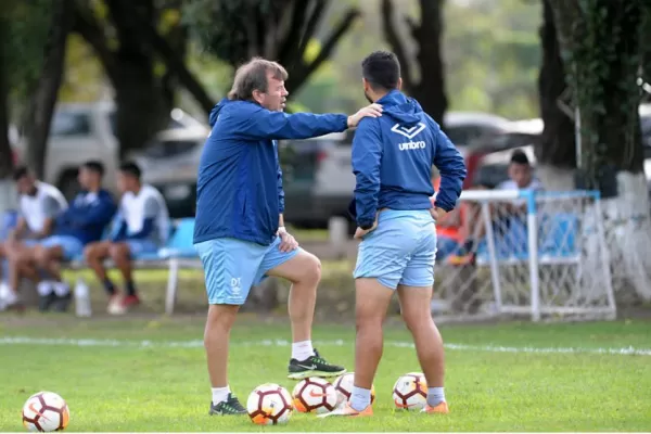 Zielinski dirigió toda la Superliga y seguirá en el cargo, algo no muy usual
