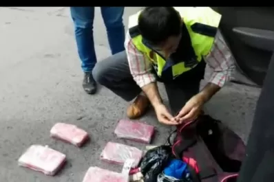 Dos conserjes de una escuela fueron detenidos por venta de droga