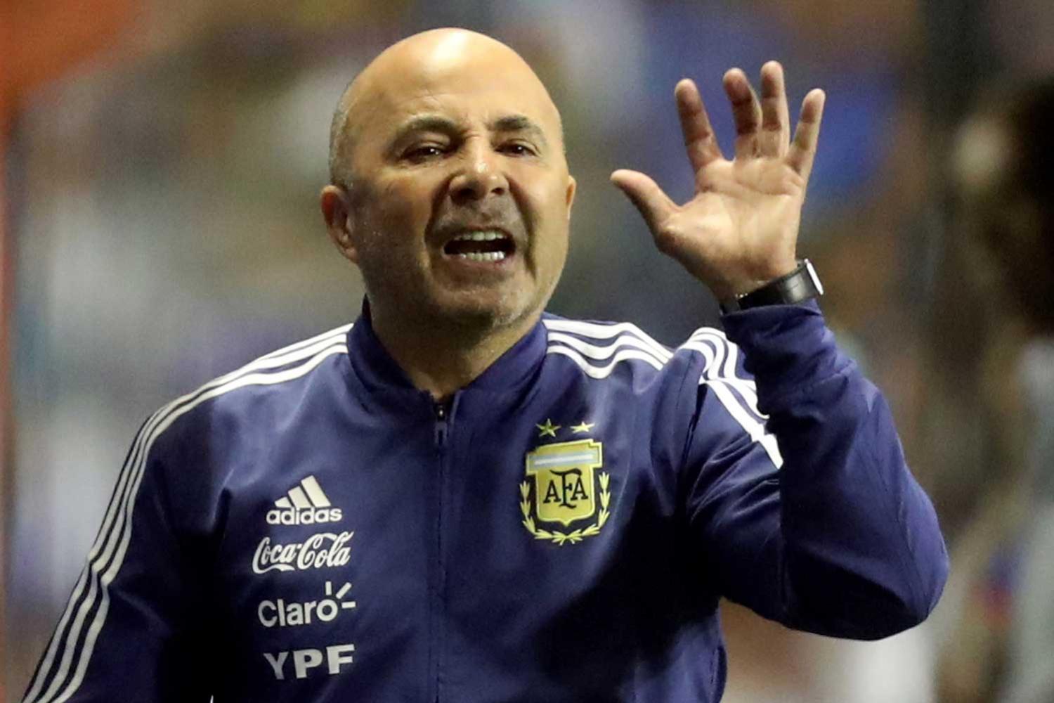 Sampaoli: “el tiempo dirá quién se queda con el arco de Argentina”