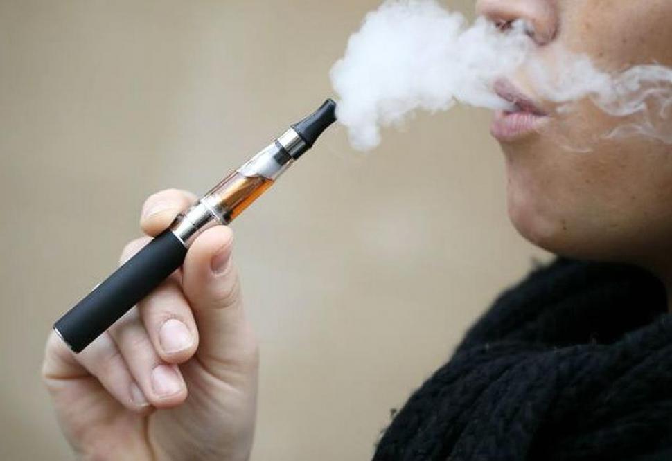 VAPEO. El cigarrillo electrónico podría evitar muchísimas muertes por año. 