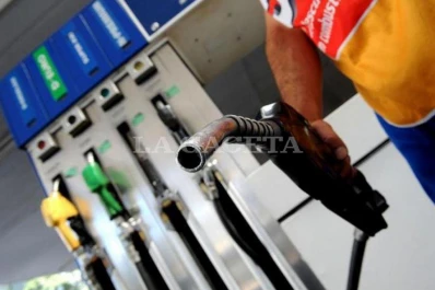 Inesperado aumento: mañana vuelve a subir el precio de las naftas
