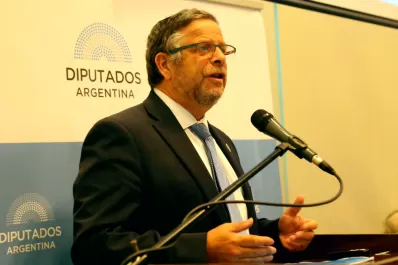 Más allá de todos los dilemas morales, el aborto existe, dijo el ministro de Salud de la Nación