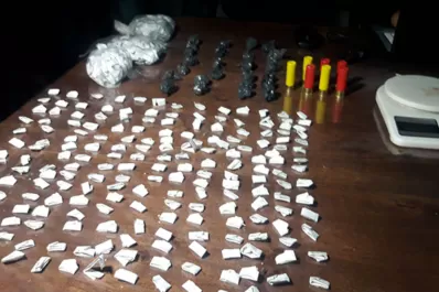 Alderetes: buscaban a una persona y terminaron encontrando droga