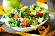 Cuáles son los trucos para perder  peso y evitar comer de más