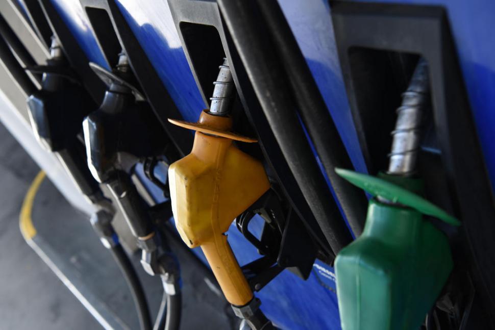 Nuevo aumento de la nafta y el gasoil