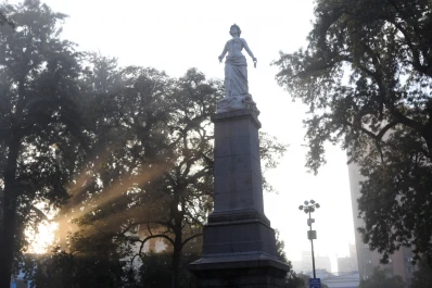 El frío obligará a salir abrigados este domingo