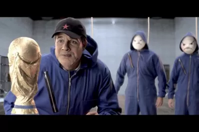 Un Maradona se roba la copa