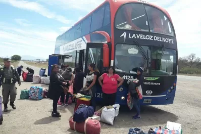 Detectan a tres inmigrantes ilegales chinos en un colectivo que venía a Tucumán