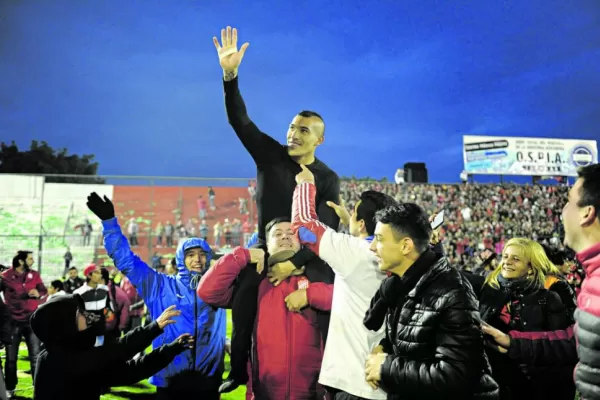 Arce, que jugó todos los partidos completos, sentía admiración por La Ciudadela desde chico