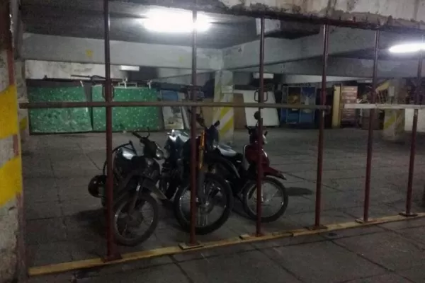 Empleados de Cultura temen que el edificio se desplome