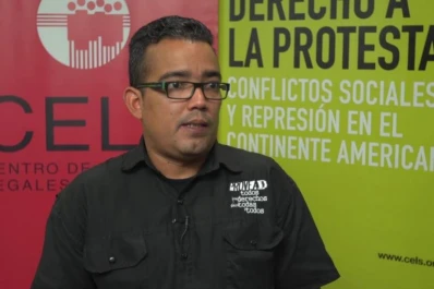 Unas 750 personas están detenidas por reclamar comida