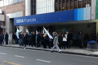 La Bancaria protestó en la city reclamando falta de recursos