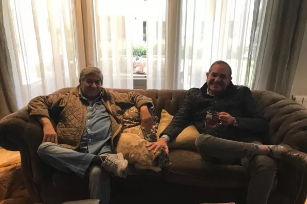 Palina pide a Alperovich en la fórmula y Manzur lo mandó a trabajar