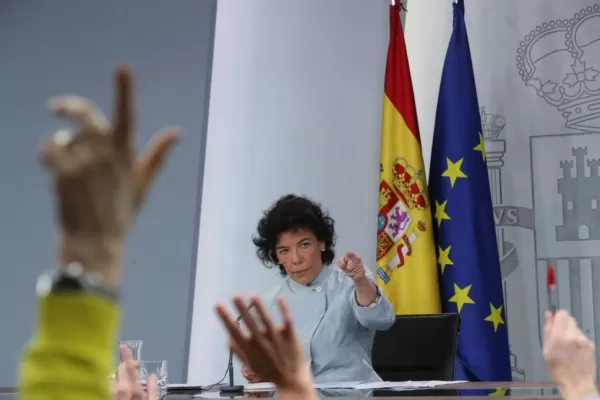 Madrid descarta abrir debate sobre autonomía en Cataluña