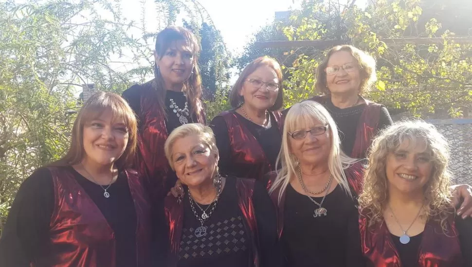 DE REGRESO. Las Minifaldas están en el ruedo musical con su estilo propio.