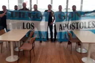 Los Apóstoles convirtieron al aeropuerto de Ezeiza en una tribuna