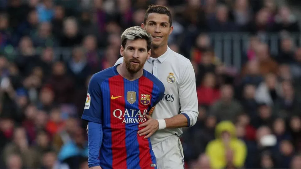 RIVALIDAD. Messi y Ronaldo se enfrentaron con Barcelona y Real Madrid. Ahora pueden cruzarse con Argentina y Portugal. sport.es