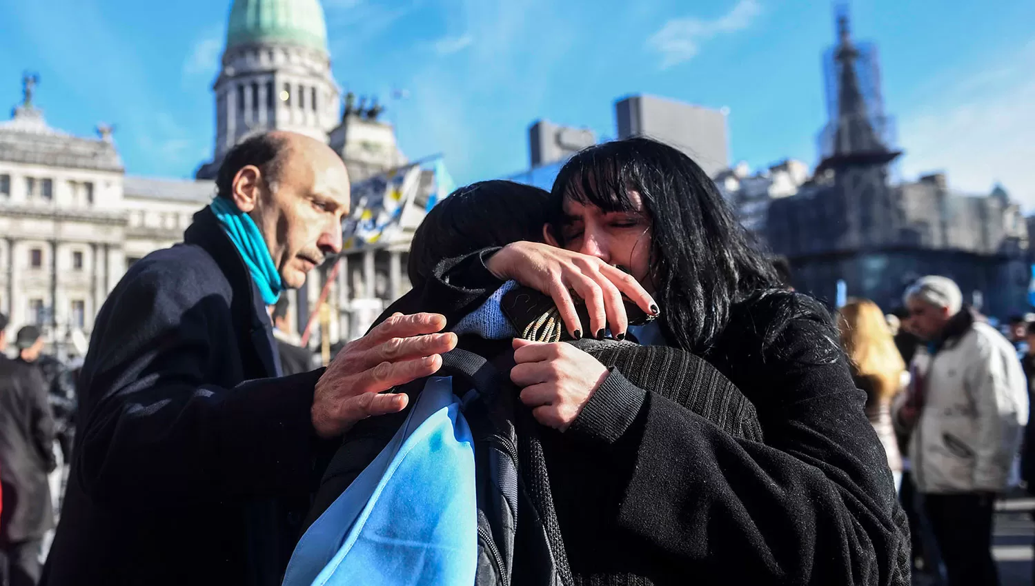 La tristeza de los manifestantes a favor de la vida por la aprobación en la Cámara baja. TÉLAM