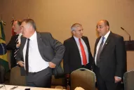 Manzur desplazó sorpresivamente del gabinete a un funcionario