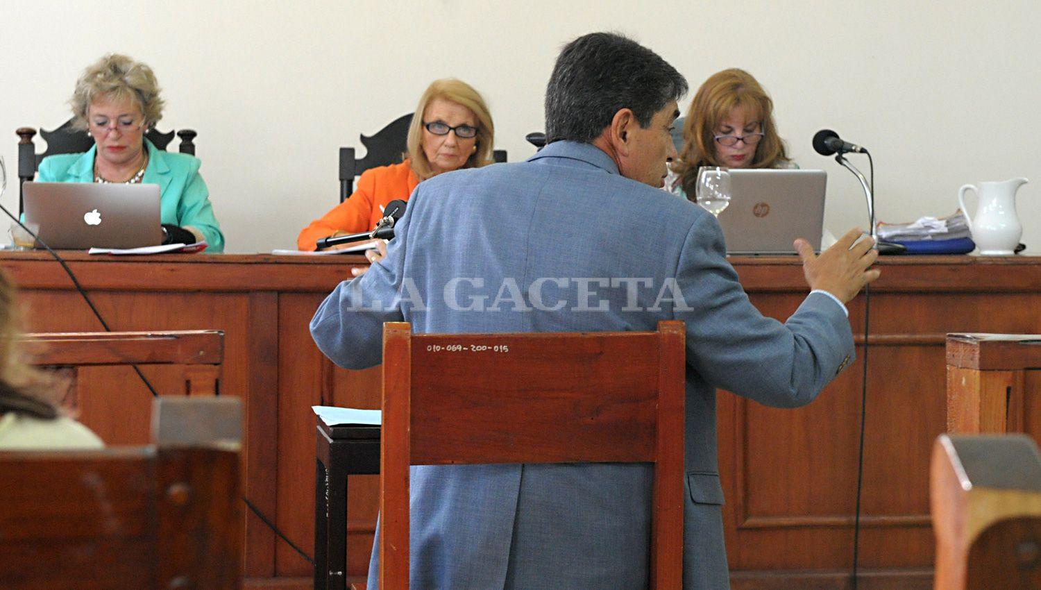 Miguel Brito, frente al Tribunal. ARCHIVO LA GACETA / FOTO DE FRANCO VERA