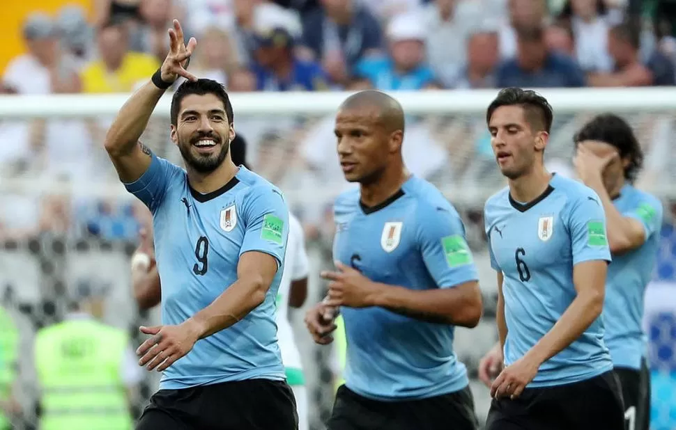 PARA EL RECUERDO. Con su gol, Luis Suárez permitió la clasificación de Uruguay. reuters