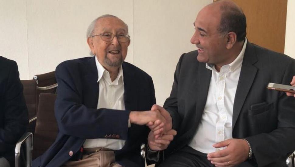Manzur confirma que se hará el Centro Cívico
