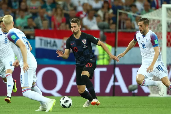Croacia venció a Islandia 2-1 y le dio una mano a Argentina