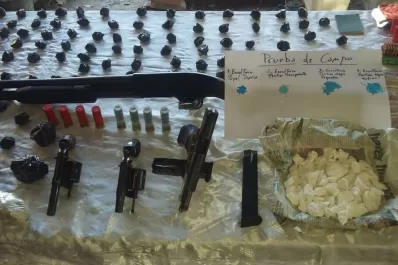 Encontraron armas, cartuchos, dinero y cocaína en una vivienda de Alderetes