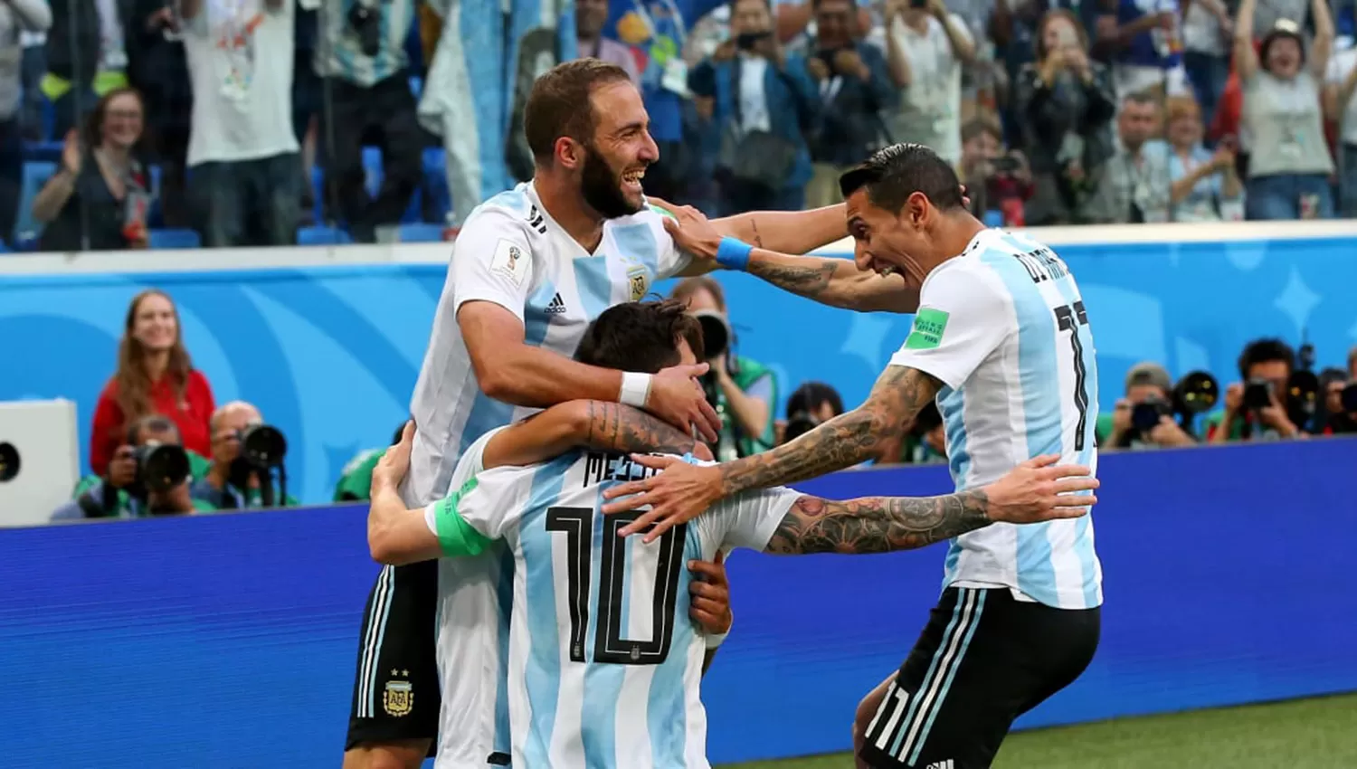 Argentina se clasificó en la última fecha y Francia ganó su grupo invicto.
FOTO TOMADA POR ES.FIFA.COM