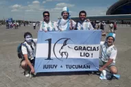 Un grupo de hinchas tucumanos fue el primero en llegar al Kazán Arena