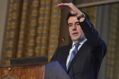 Melconian aseguró que el segundo semestre se pasará “a pechuguita de pollo y puré”