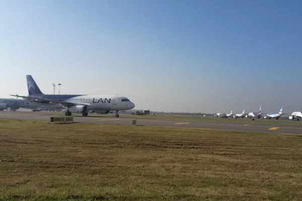 Tras la niebla, se reanudan los vuelos en Aeroparque, Ezeiza y El Palomar