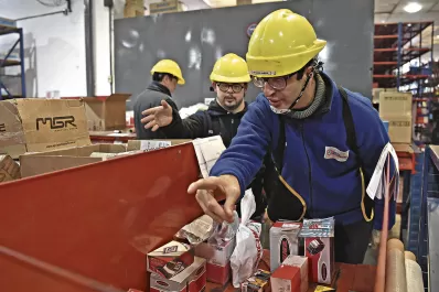 Cómo es convivir con chicos down en una oficina tucumana