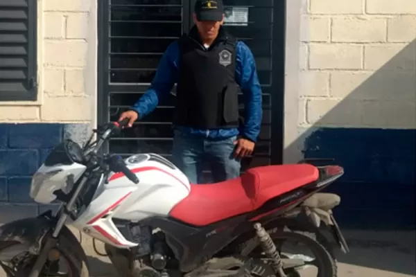 Recuperan una moto robada luego de una persecución en Lomas de Tafí