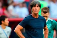 Pese a la eliminación en primera ronda, Löw seguirá siendo el DT de Alemania