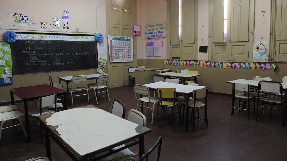 Sin clases: paran hoy los docentes de ATEP, AMET, APEM y Adiunt