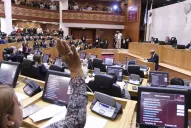 Aprobaron la venta del 10% de las acciones de la Provincia en el Banco del Tucumán