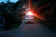 Rescatan a cuatro de los chicos atrapados desde hace 15 días en la cueva de Tailandia