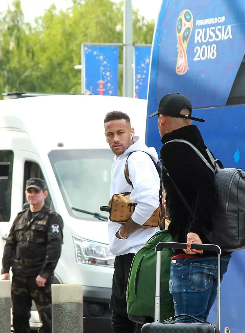 OPACO. Acaso golpeado por los memes contra él, Neymar no brilló ante Bélgica. reuters
