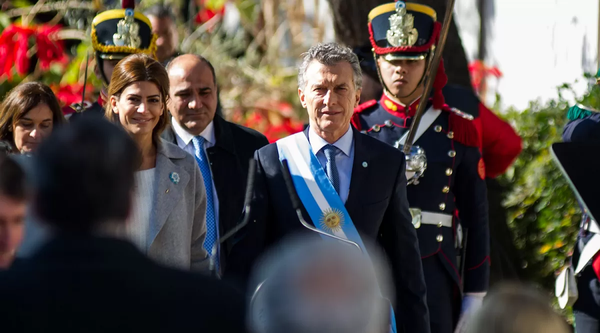 EN LA CASA HISTÓRICA. Macri encabezó el acto principal en Tucumán. FOTO DE JORGE OLMOS SGROSSO