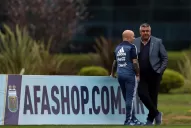 Sampaoli ganó el primer round: dirigirá a la Sub 20 en un torneo en Valencia